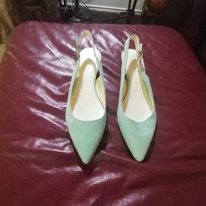 Anne Klein IFlex kitten heels, never worn.